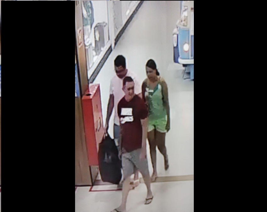 Polícia divulga imagens de autores de furtos em shopping de Socorro