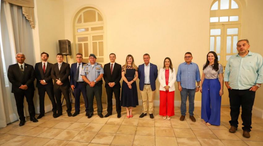Sergipe assina acordo com Governo Federal para estabelecimento de força integrada de segurança pública
