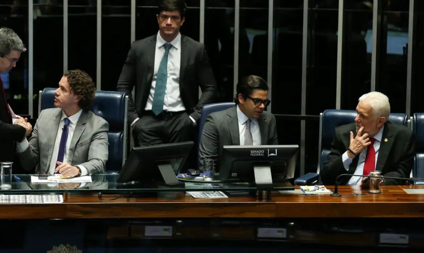Senado aprova PL da taxação dos fundos exclusivos e offshores