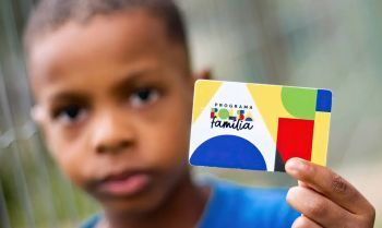 Negado por Haddad, ajuste de R$ 100 no Bolsa Família custaria R$ 28 bi