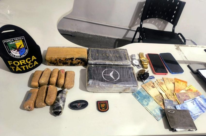 Polícia Militar prende homem por suspeita de tráfico ilícito de drogas no Bairro Siqueira Campos