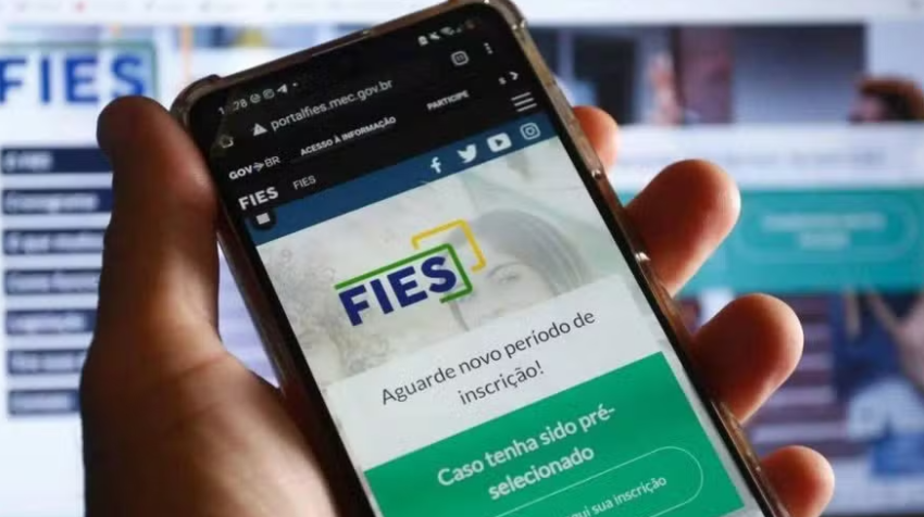 Universidade Tiradentes tem vagas para o FIES 2025.2