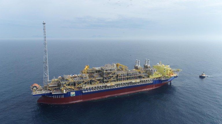 Unit lança Centro de Formação Profissional para capacitação em Petróleo e Gás