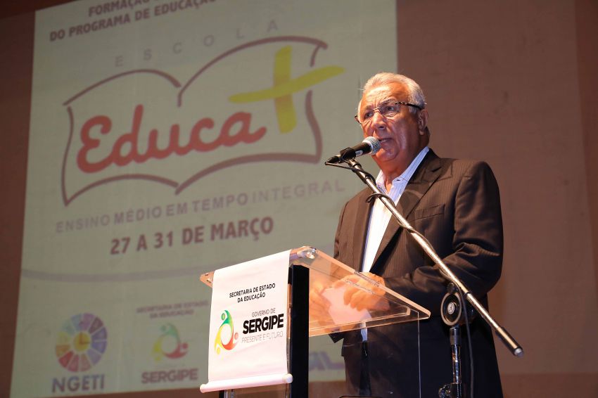 Jackson ressalta ganhos para Educação com implantação das escolas em tempo integral