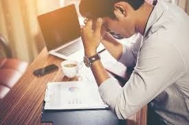 Especialista alerta para os cuidados com o adoecimento mental no trabalho
