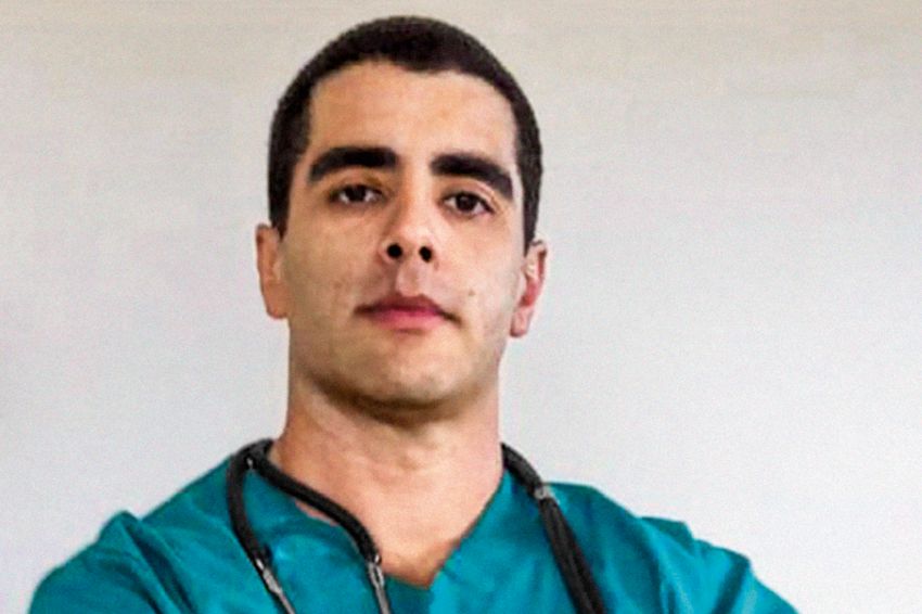 'Doutor Bumbum' tem registro profissional cassado