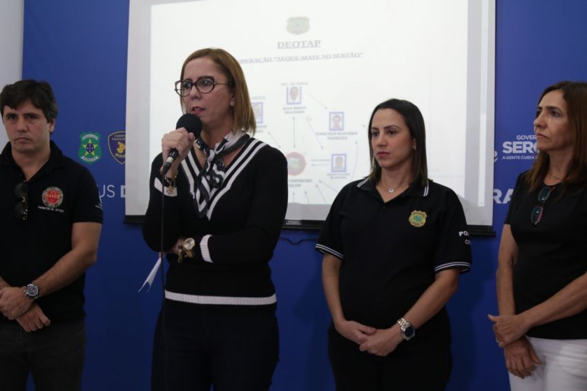 Polícia Civil prende dois ex-prefeitos de Carira (pai e filho)