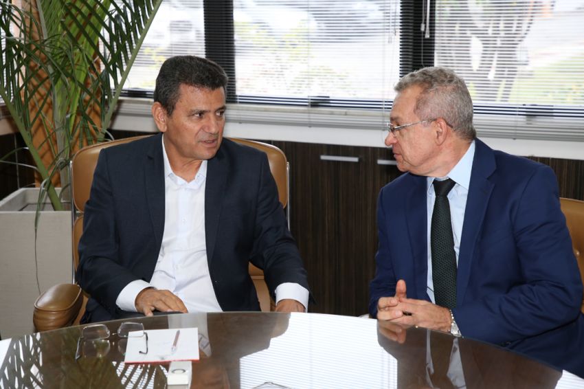 Presidente do TCE recebe novo secretário de Estado da Fazenda