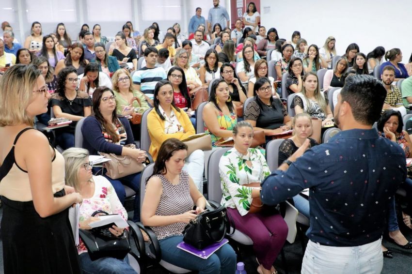 Saúde reúne os 75 municípios para alinhar estratégias de prevenção ao sarampo