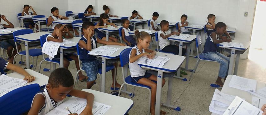 Governo de Sergipe lança programa de alfabetização em parceria com os municípios