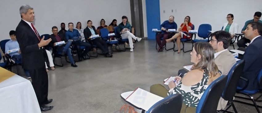Estados nordestinos definem agenda inédita de compras conjuntas para a Educação