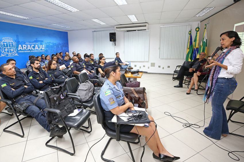 Prefeitura promove curso de nivelamento da Patrulha Maria da Penha