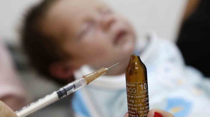Governo reforça importância de crianças, adultos e idosos seguirem o Calendário de Vacinação