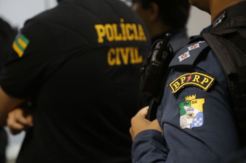 Polícia e GAECO cumprem mandados em Aracaju e Dores
