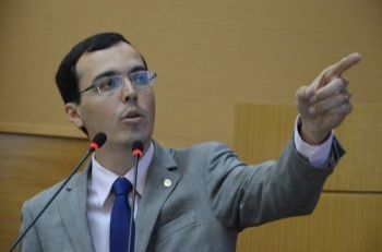 Georgeo: Governo é conivente e até colabora com o que acontece no HRAM e Jessé Fontes