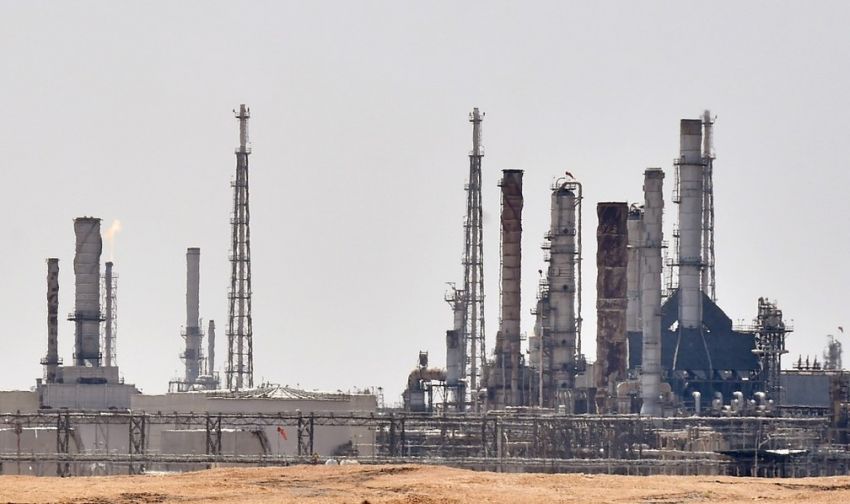 Preços do petróleo registram forte alta após ataques na Arábia Saudita