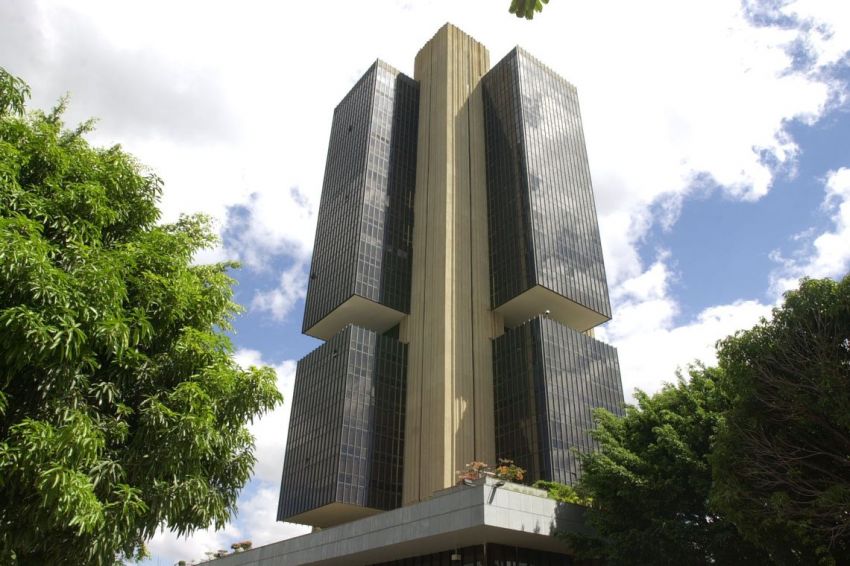 Começa hoje sexta reunião do ano do Copom; Selic deve cair 0,5 ponto