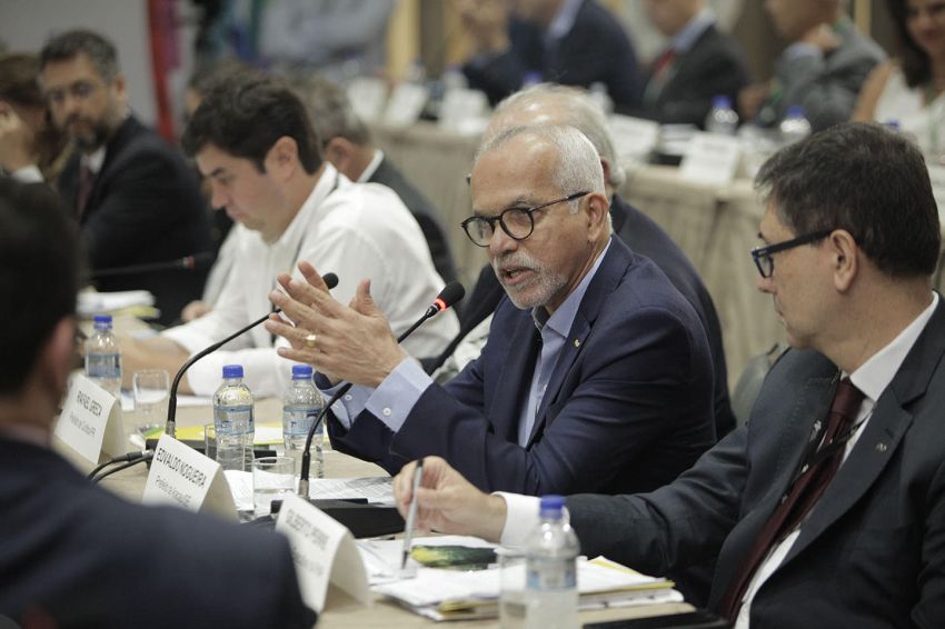 Edvaldo participa em Salvador da 76ª reunião geral da Frente Nacional de Prefeitos