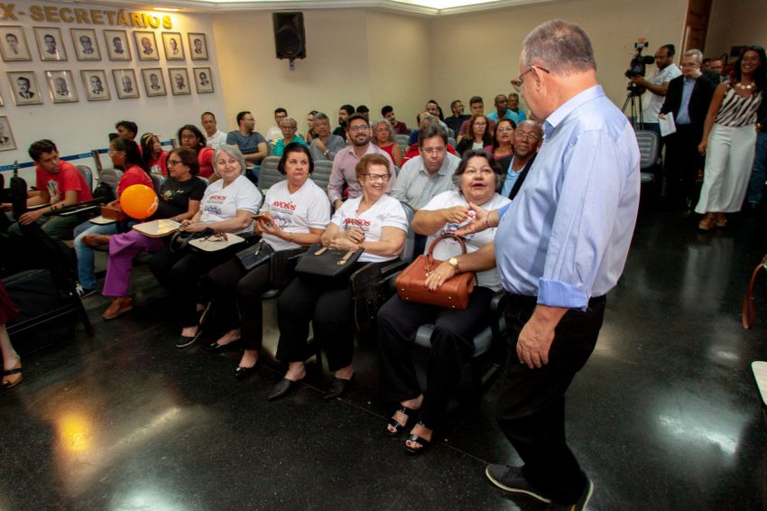 Governo do Estado disponibiliza aplicativo com lista de menores preços de combustível e gás de cozinha