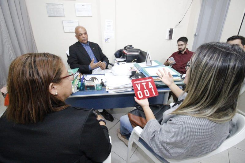 Enquanto a Barra avança, Aracaju retrocede, afirma deputada