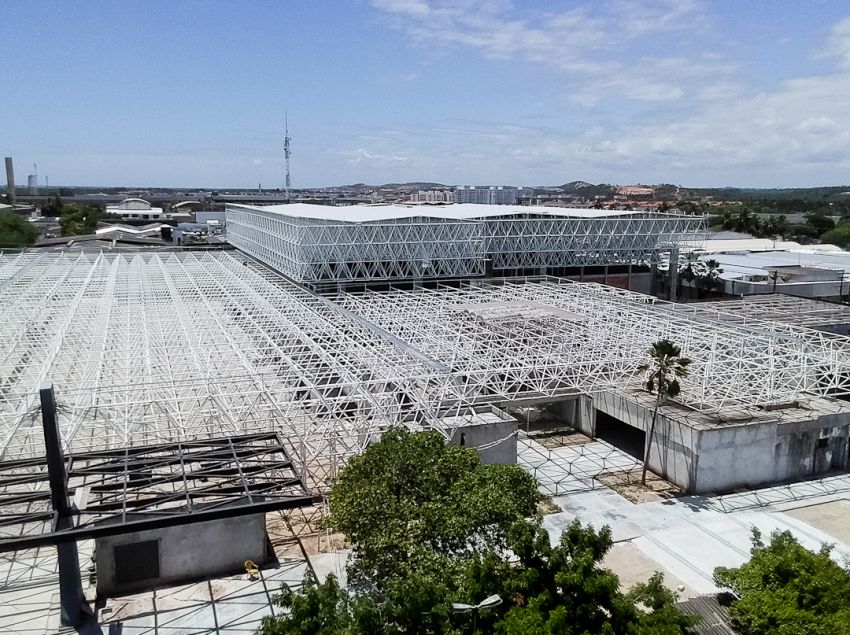 Cobertura espacial do Centro de Convenções está 90 por cento concluída