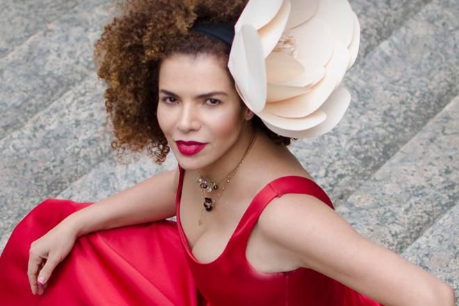 Vanessa da Mata lança novo disco em Aracaju