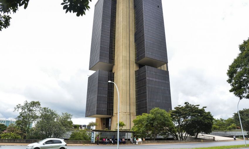 BC cria linha de redesconto para sistema de pagamento instantâneo