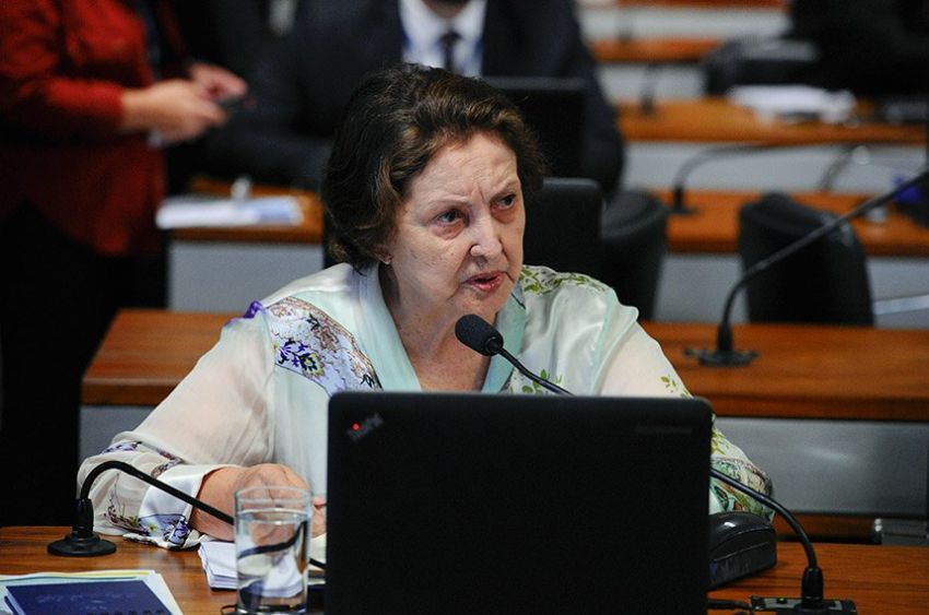 'Sem a redução da desigualdade social, não há democracia', diz senadora Maria do Carmo