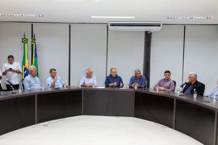 Belivaldo autoriza obras do primeiro trecho da Orla Sul de Aracaju