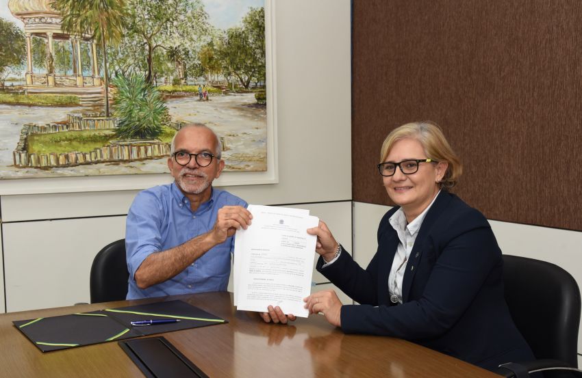 Prefeitura e SPU oficializam transferência da gestão da Orla para Aracaju