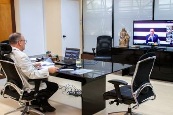 'Não vamos recuar nenhum milímetro com relação ao que estamos fazendo', disse Belivaldo durante videoconferência