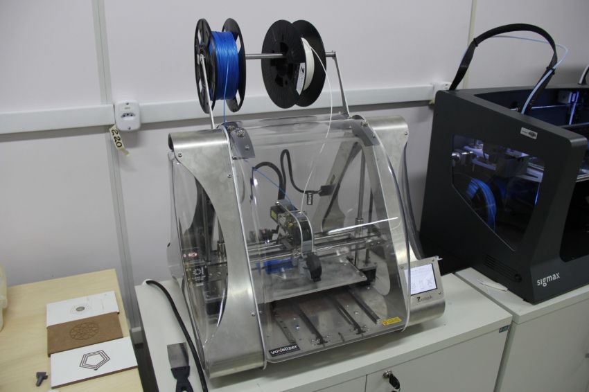 Coronavírus: SergipeTec produz máscaras de proteção facial em 3D