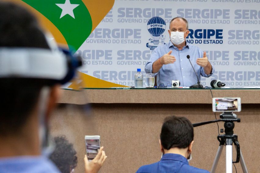 Governo revoga ponto facultativo às segundas-feiras nas repartições públicas