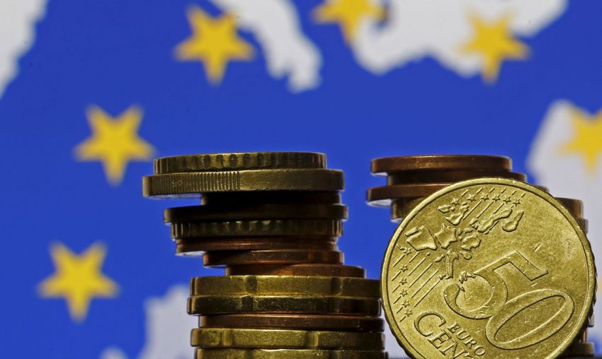 União Europeia tenta acordo sobre recuperação pós-covid-19