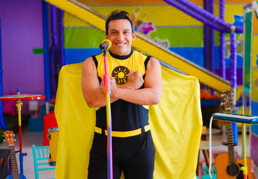 Thiago Sol faz convite para Live 'Sol Kids Planet'