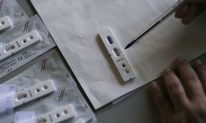 Brasil registra 3 milhões de casos de covid-19 e 101 mil mortes