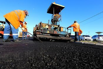 Na recuperação da malha viária, Prefeitura utilizou 122 mil toneladas de asfalto nos últimos anos