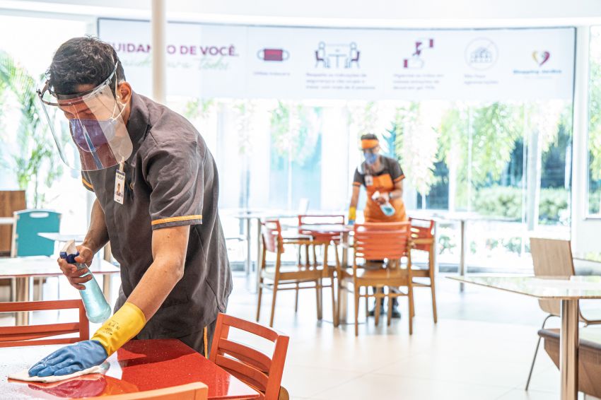 Praças de Alimentação e restaurantes dos shoppings Jardins e RioMar Aracaju retomam o funcionamento nesta quarta-feira