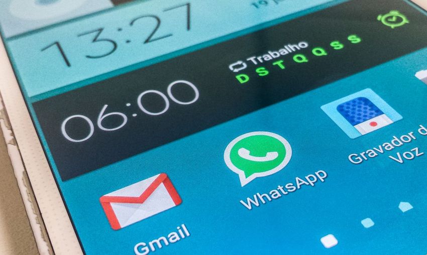 Presidente do BC diz que deve autorizar pagamento pelo WhatsApp