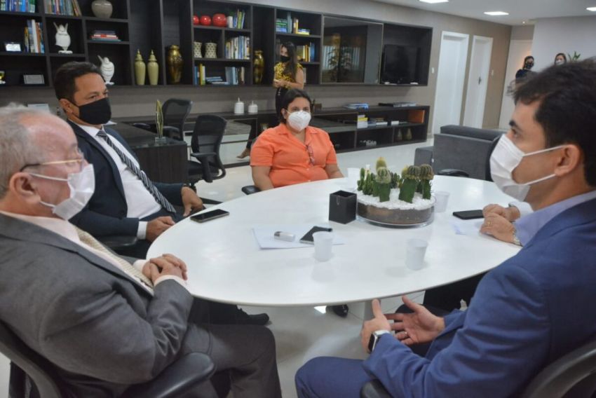 Presidente da Alese recebe a visita do presidente do Banese