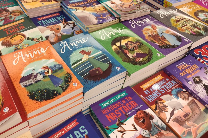 Shopping Jardins recebe Feira de Livros Escariz