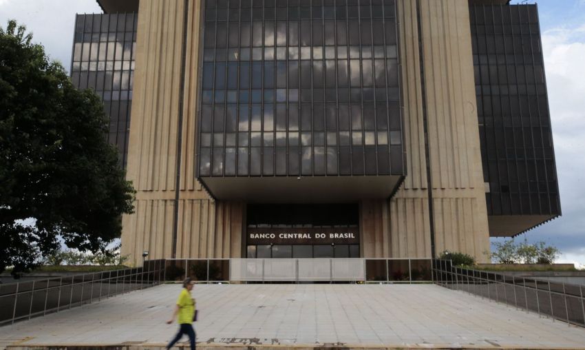 Mercado financeiro aumenta estimativa de inflação para 1,94% este ano