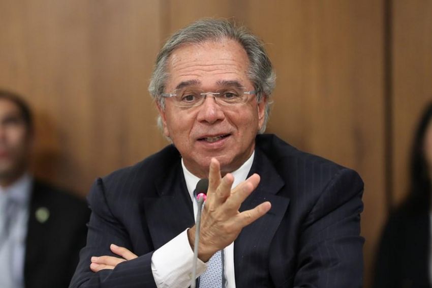Guedes diz que 'cartão vermelho' de Bolsonaro não foi para ele e vê 'barulheira' sobre Renda Brasil