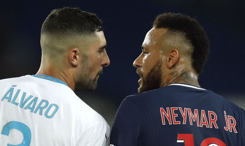 Neymar é suspenso por dois jogos após briga no Campeonato Francês