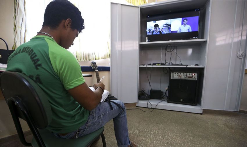 Estude em Casa: Seduc disponibiliza programação da 24ª semana de videoaulas na TV Aperipê