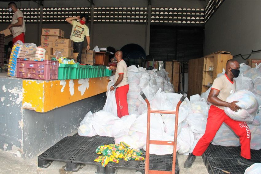 Solidarize-SE: Governo do Estado entrega alimentos a comunidade indígena em Neópolis