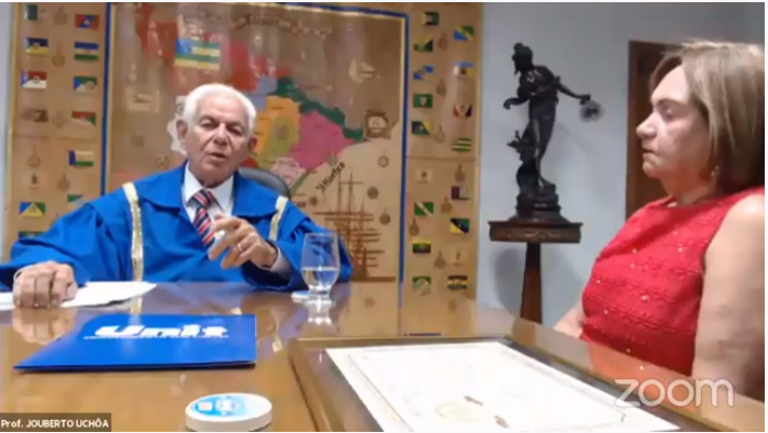 Jouberto Uchôa de Mendonça é empossado membro da Academia Sergipana de Educação