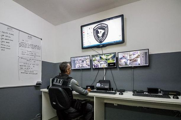 Governo de Sergipe amplia videomonitoramento a 100% das escolas da rede estadual