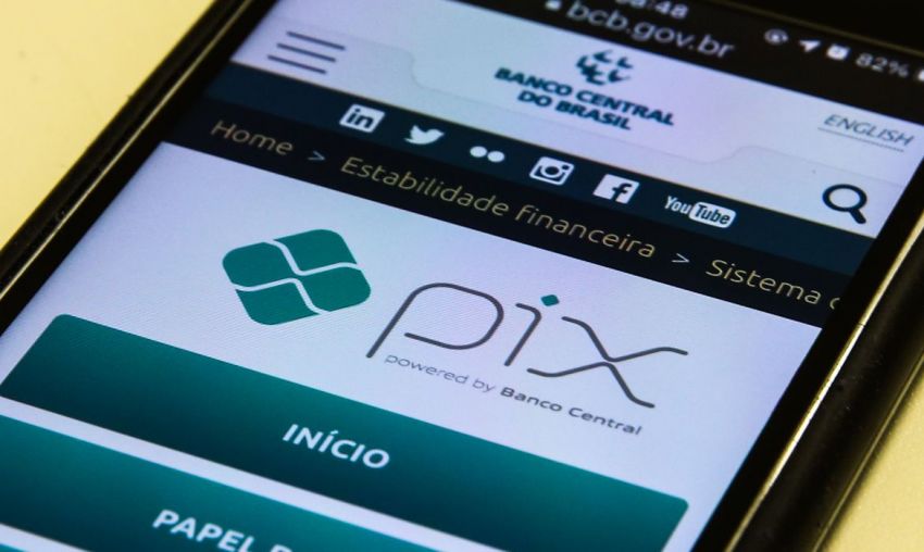 PIX completa 3 meses em operação liderando em número de transferências