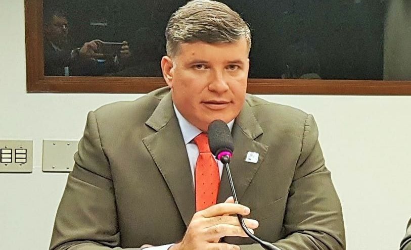 FAMES reforça nota da CNM que pede troca de comando do Ministério da Saúde